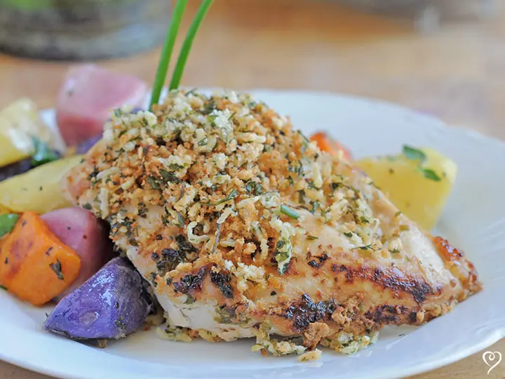 Central Park Garlic Chicken with Creamy Herbed Peas